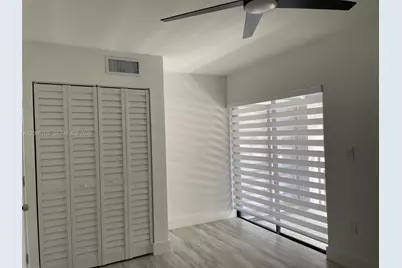 460 W Park Dr #207, Miami, FL 33172 - Photo 10