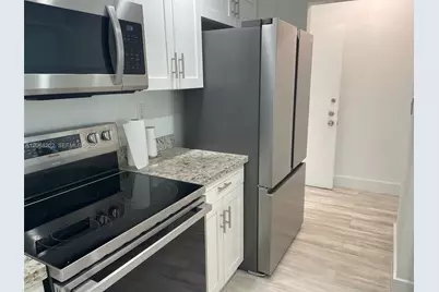 460 W Park Dr #207, Miami, FL 33172 - Photo 2