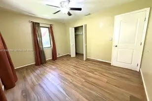 1124 NE 7th St, Hallandale Beach, FL 33009 - Photo 30