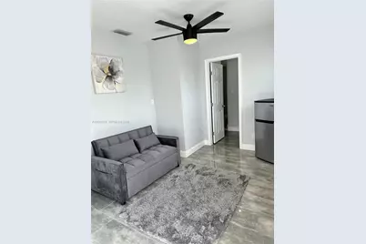 [Address not provided], West Palm Beach, FL 33413 - Photo 2