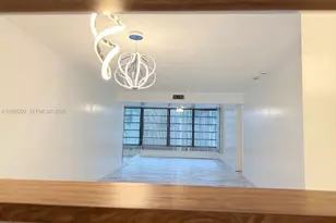 3526 Whitehall Dr, West Palm Beach, FL 33401 - Photo 14