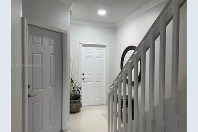307 SW 120th Ave #307, Pembroke Pines, FL 33025 - Photo 4