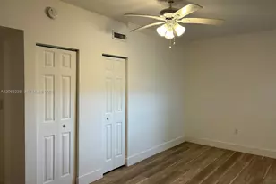 1605 Lenox Ave., Miami Beach, FL 33139 - Photo 12