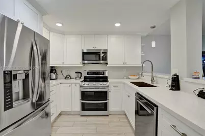 6301 N University Dr #302, Tamarac, FL 33321 - Photo 6