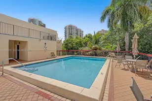 2400 Brickell Ave, Miami, FL 33129 - Photo 28