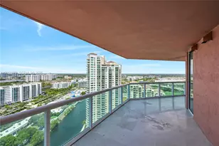 3370 Hidden Bay Dr, Aventura, FL 33180 - Photo 48