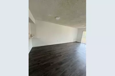 11905 NE 2nd Ave #C106, North Miami, FL 33161 - Photo 6