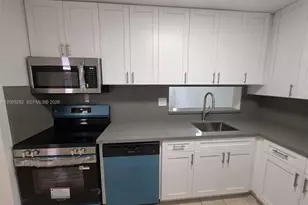 8400 SW 133rd Avenue Rd, Miami, FL 33183 - Photo 2