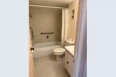 702 NW 87th Ave #213, Miami, FL 33172 - Photo 14