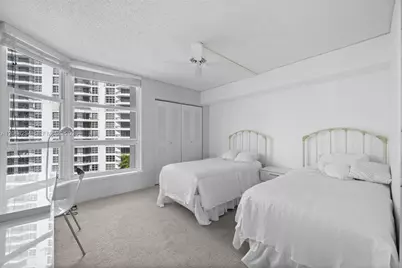 19101 NE 36th Ct #807, Aventura, FL 33180 - Photo 14