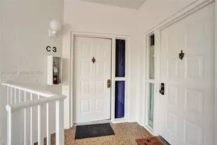 102 Half Moon Cir, Hypoluxo, FL 33462 - Photo 22