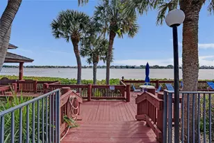102 Half Moon Cir, Hypoluxo, FL 33462 - Photo 34