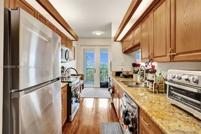 102 Half Moon Cir #C3, Hypoluxo, FL 33462 - Photo 8