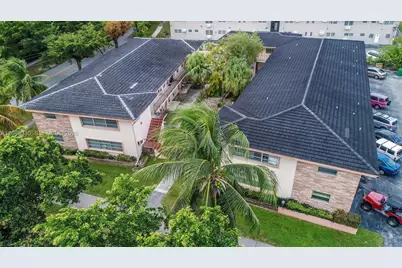 1250 S Alhambra Cir #7, Coral Gables, FL 33146 - Photo 2