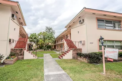1250 S Alhambra Cir #7, Coral Gables, FL 33146 - Photo 4