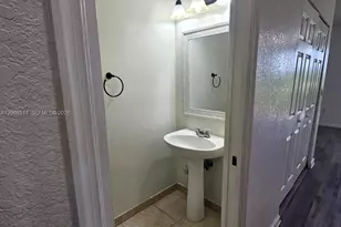 2514 SW 83rd Terrace, Miramar, FL 33025 - Photo 4