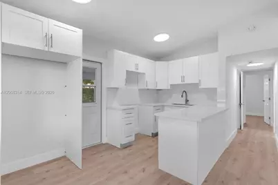 11445 SW 43rd Ter, Miami, FL 33165 - Photo 8