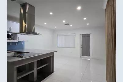 5810 SW 9th St, West Miami, FL 33144 - Photo 6