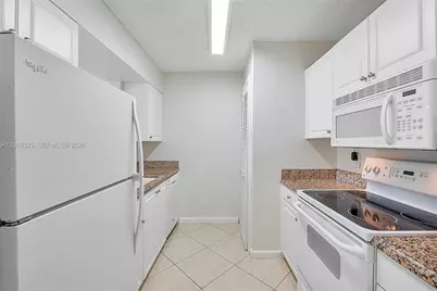 1450 SE 3rd Ave #201, Dania Beach, FL 33004 - Photo 6