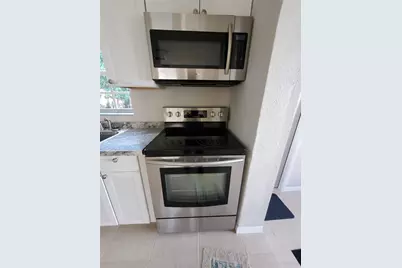 70 NW 33rd St, Miami, FL 33127 - Photo 16