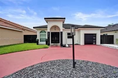 8816 NW 149th Ter, Miami Lakes, FL 33018 - Photo 1