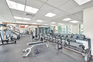 41 SE 5th St, Miami, FL 33131 - Photo 40
