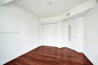 41 SE 5th St #1016, Miami, FL 33131 - Photo 16