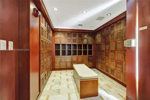 41 SE 5th St, Miami, FL 33131 - Photo 44