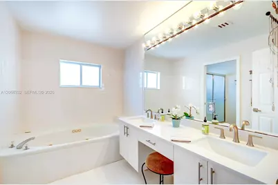 10237 NW 52nd Ln #10237, Doral, FL 33178 - Photo 28