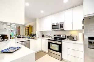 10237 NW 52nd Ln, Doral, FL 33178 - Photo 10