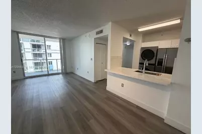 5091 NW 7th St #1008, Miami, FL 33126 - Photo 10