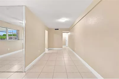 3180 W 3rd Ave, Hialeah, FL 33012 - Photo 36