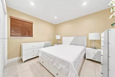 3180 W 3rd Ave, Hialeah, FL 33012 - Photo 24