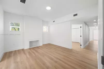 403 SW 12th Ave, Miami, FL 33130 - Photo 8