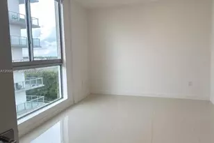 7875 NW 107th Ave, Doral, FL 33178 - Photo 4