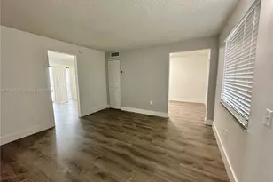 529 SW 4th St, Miami, FL 33130 - Photo 6