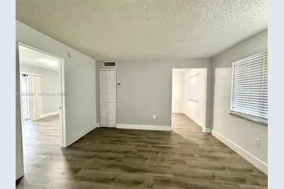 529 SW 4th St #303, Miami, FL 33130 - Photo 1