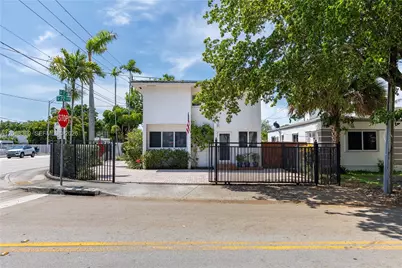 2250 SW 17th Ave, Miami, FL 33145 - Photo 2