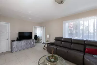 2250 SW 17th Ave, Miami, FL 33145 - Photo 6