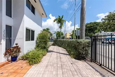 2250 SW 17th Ave, Miami, FL 33145 - Photo 24