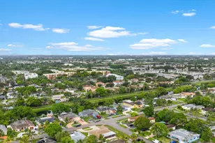 4545 NW 39th St, Lauderdale Lakes, FL 33319 - Photo 48