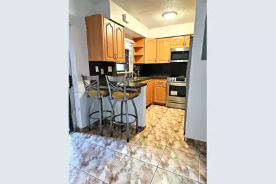 5274 W 25th Ln #206, Hialeah, FL 33016 - Photo 4