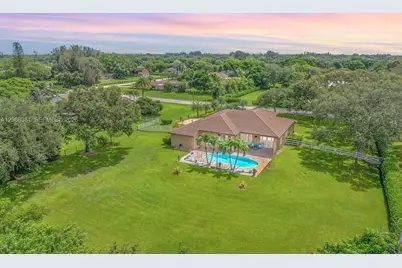 2979 SW 144th Ter, Davie, FL 33330 - Photo 52