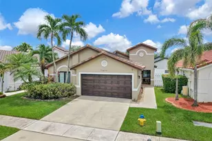 17640 SW 4th Ct, Pembroke Pines, FL 33029 - Photo 1