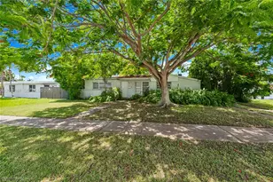 9280 Nautilus Dr, Cutler Bay, FL 33189 - Photo 4