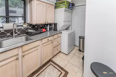 1365 NW 192nd Ter, Miami Gardens, FL 33169 - Photo 10