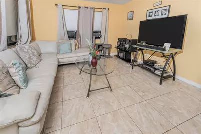 1365 NW 192nd Ter, Miami Gardens, FL 33169 - Photo 4
