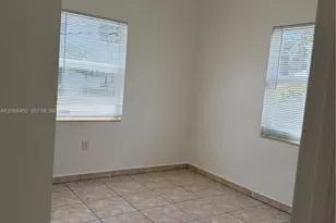 636 SW 8th Ave, Miami, FL 33130 - Photo 6