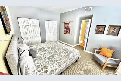 1200 Euclid Ave #302, Miami Beach, FL 33139 - Photo 6