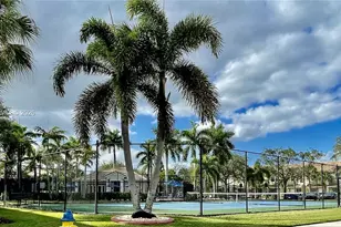 12171 SW 4th St, Pembroke Pines, FL 33025 - Photo 34